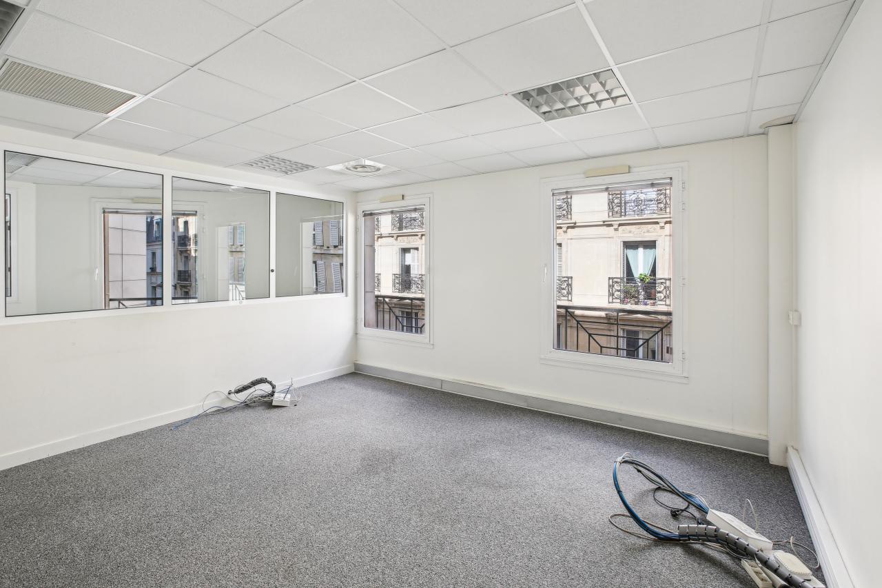 Bureau Paris 409m² Location bureau Paris OLBUR2424125 16